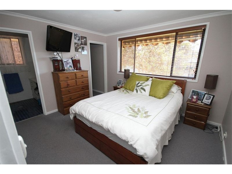 24 Yeo Crescent, Yass NSW 2582