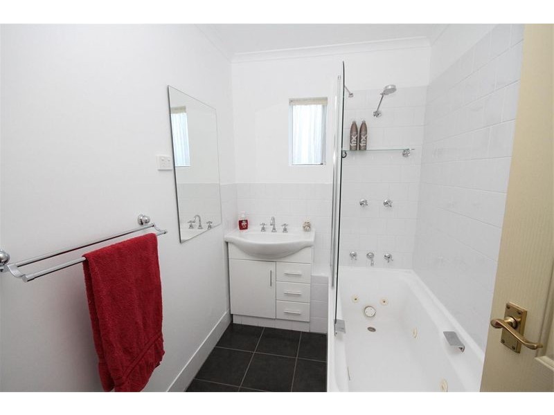 55 Meehan Street, Yass NSW 2582