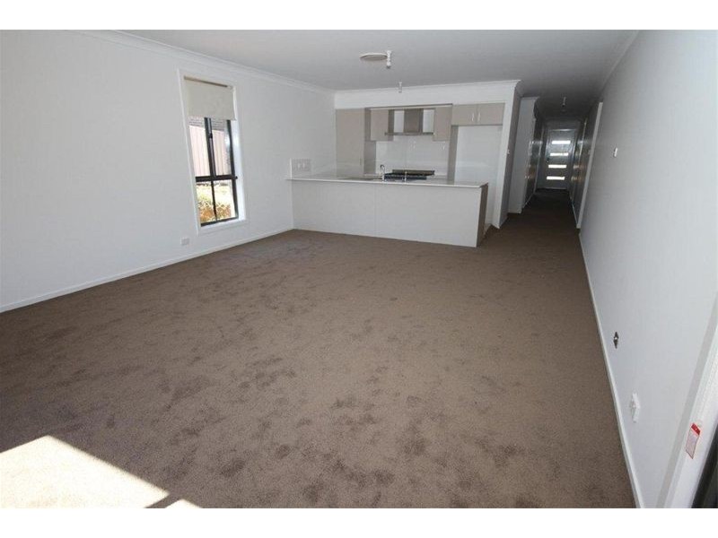 35 Discovery Drive, Yass NSW 2582