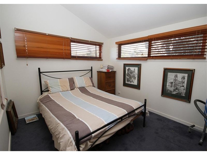 572 Berrabangalo Road, Yass NSW 2582