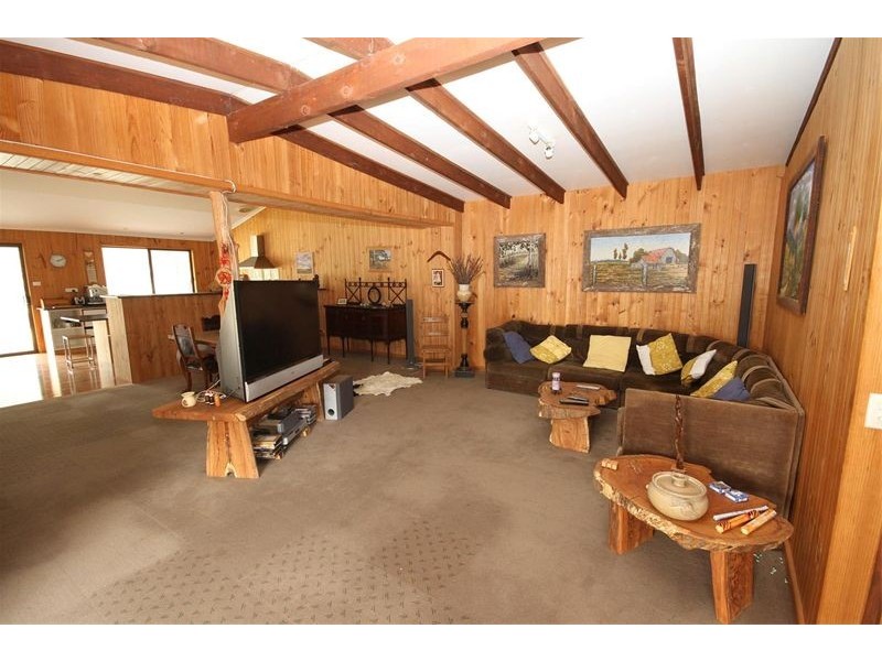 153 Collector Road, Gunning NSW 2581