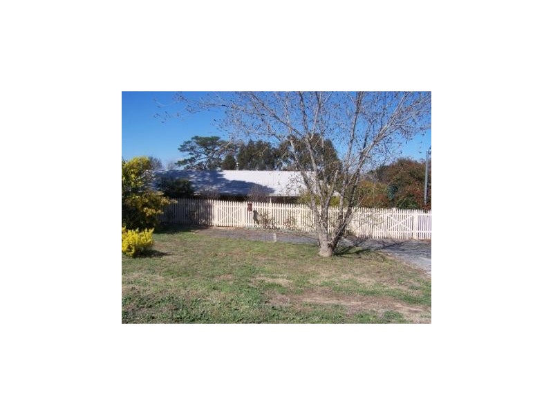 11 Mitchell Street, Yass NSW 2582
