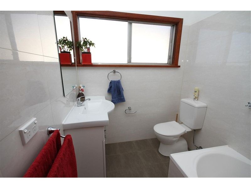 10 Amaroo Place, Yass NSW 2582