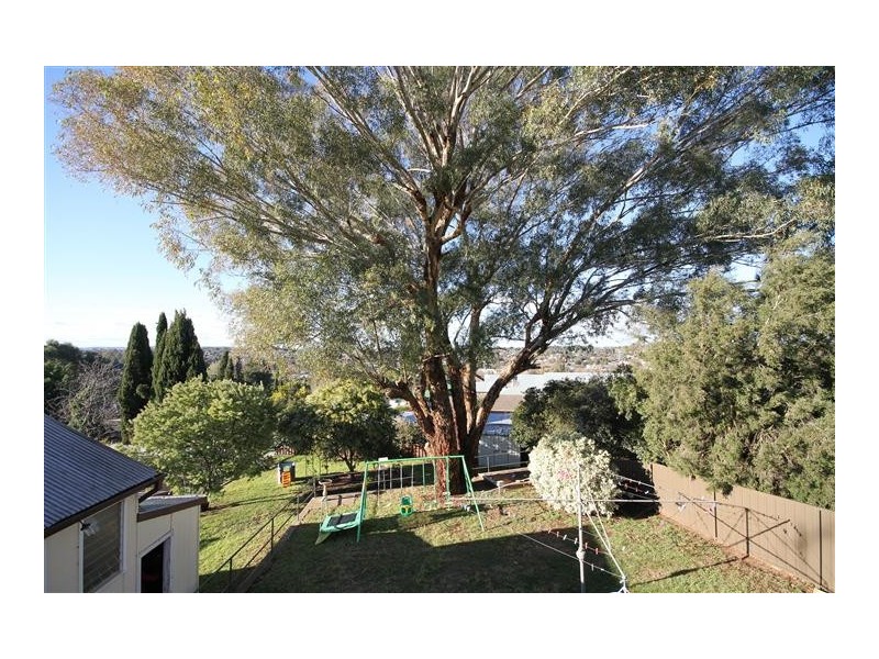 10 Amaroo Place, Yass NSW 2582