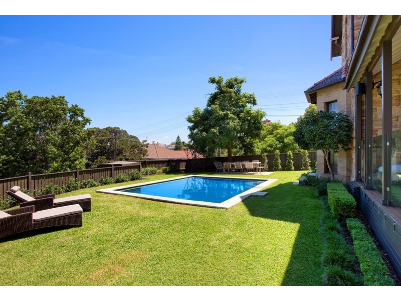 9 Walker Street, Mcmahons Point NSW 2060