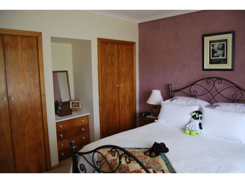 9 Edgar Street, Heywood VIC 3304