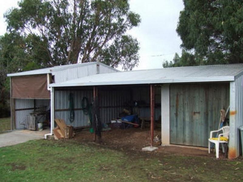 54 Levetts Rd, Portland VIC 3305