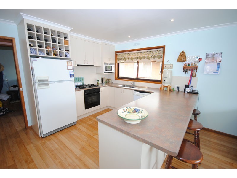 2 Admella Court, Portland VIC 3305