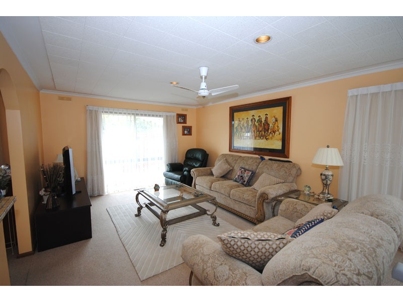 2 Admella Court, Portland VIC 3305