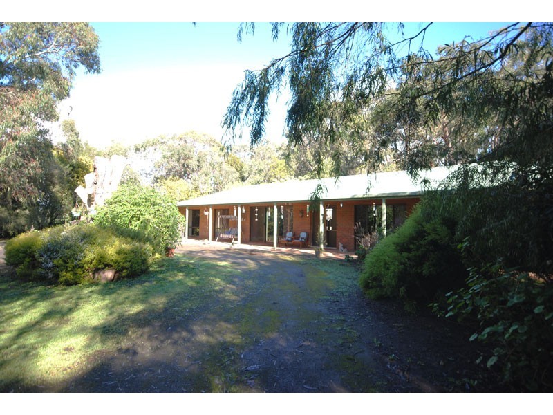 55 Nashs Road, Bolwarra VIC 3305