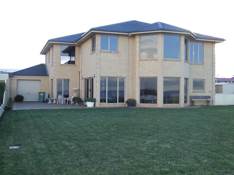 19 Seaview Terrace, Portland VIC 3305