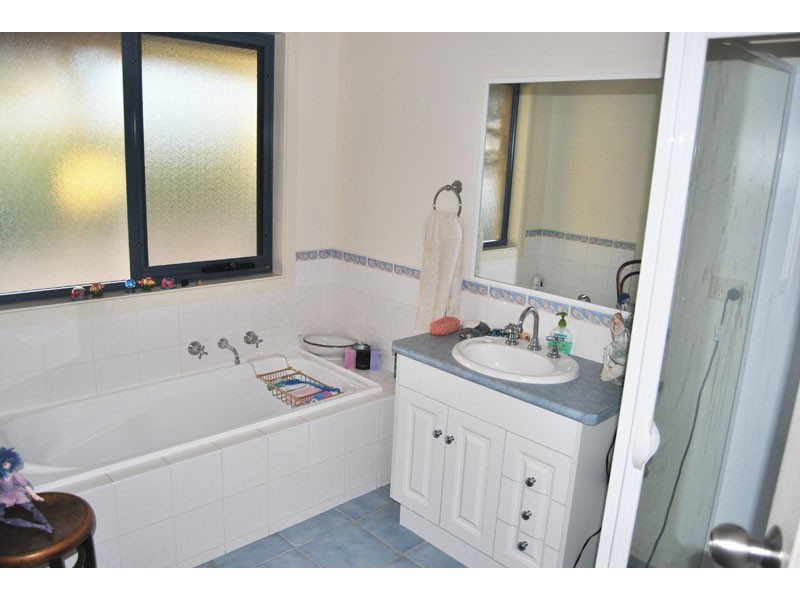 137 School Road, Portland VIC 3305