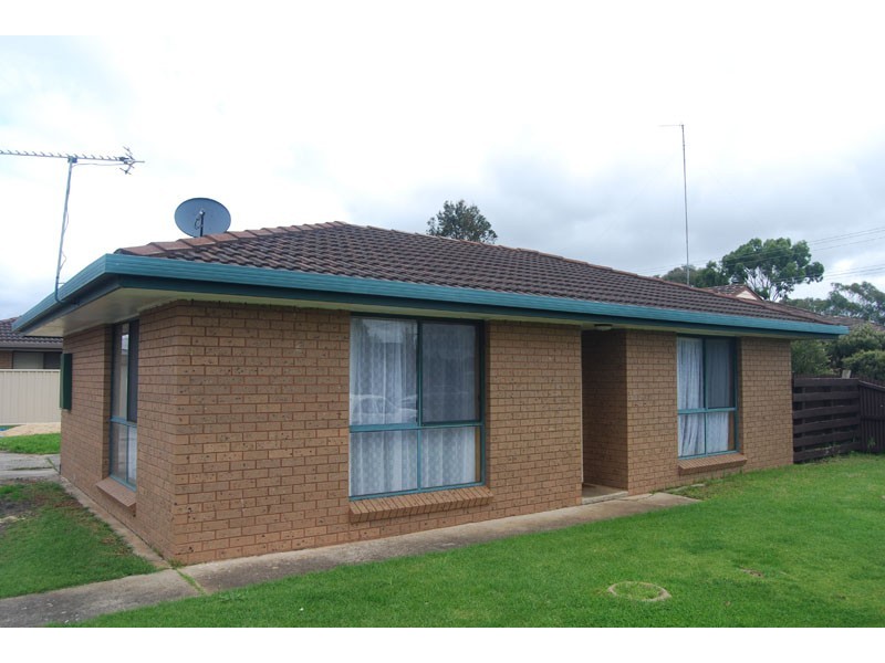 4/61 Lindsay Street, Heywood VIC 3304