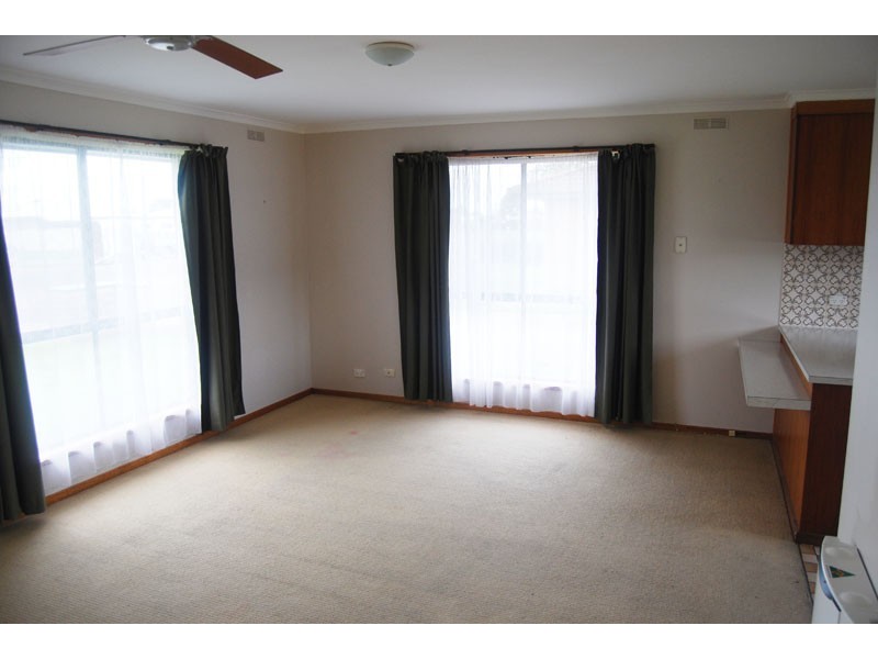 4/61 Lindsay Street, Heywood VIC 3304