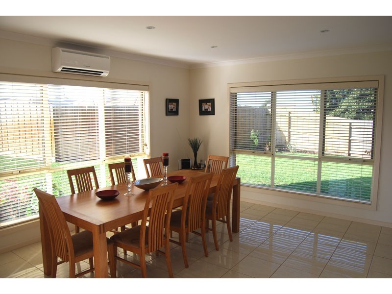 8 Albert Street, Narrawong VIC 3285