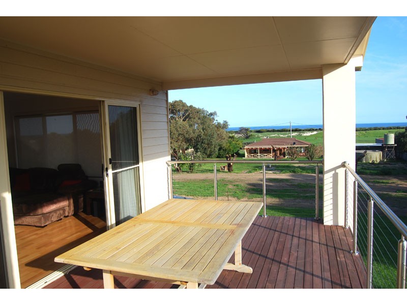 8 Albert Street, Narrawong VIC 3285