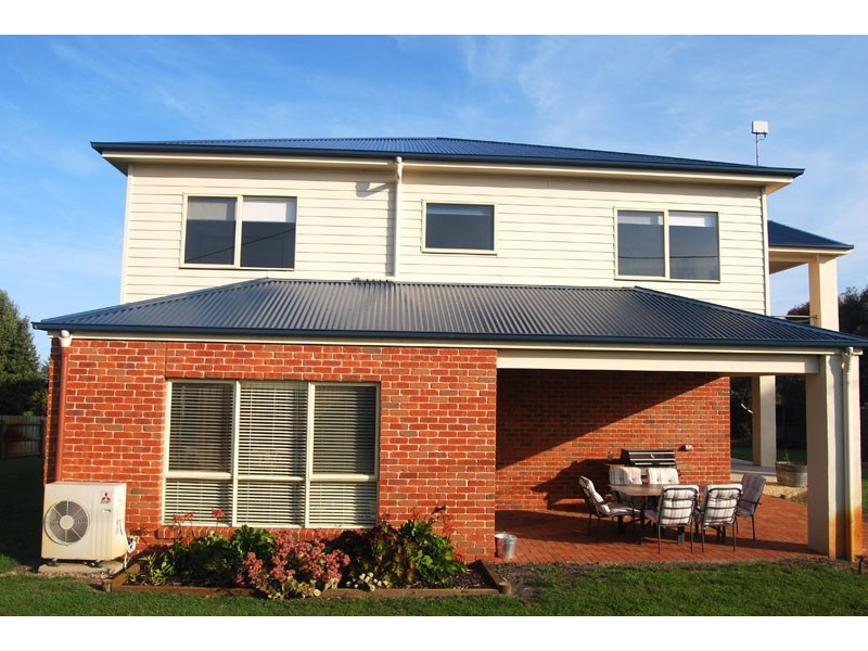 8 Albert Street, Narrawong VIC 3285