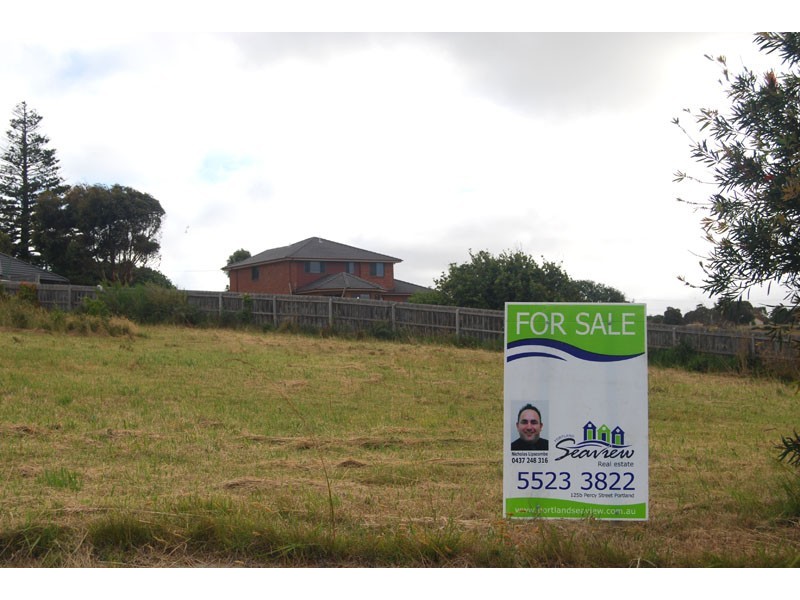 13 Donegal Court, Portland VIC 3305