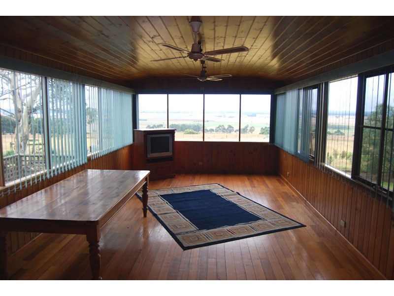 695 Mt Clay Road, Narrawong VIC 3285