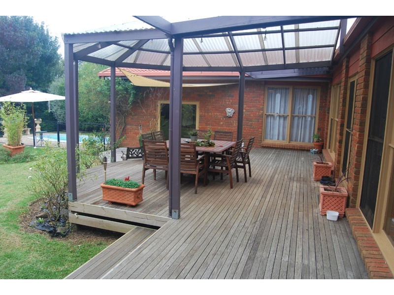 24 Burns Road, Portland VIC 3305