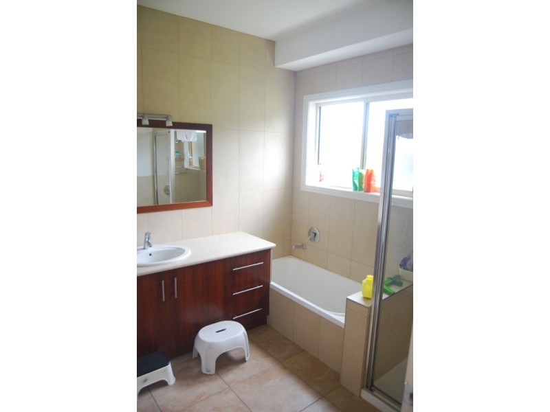 137 Crowes Road, Portland VIC 3305