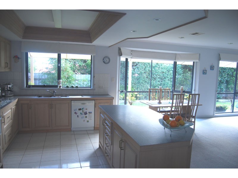 25 Donegal Court, Portland VIC 3305