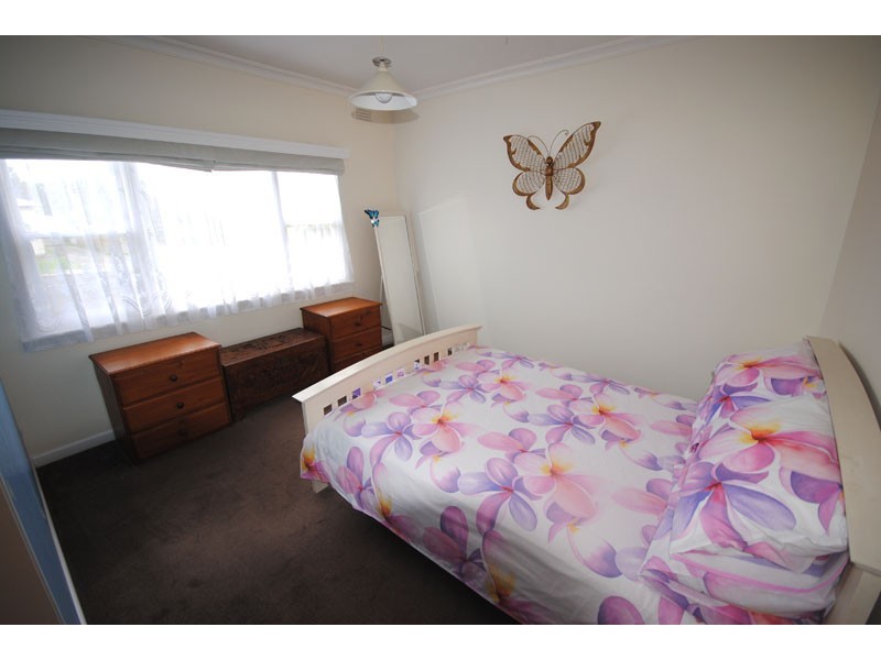16 Learmonth Street, Portland VIC 3305