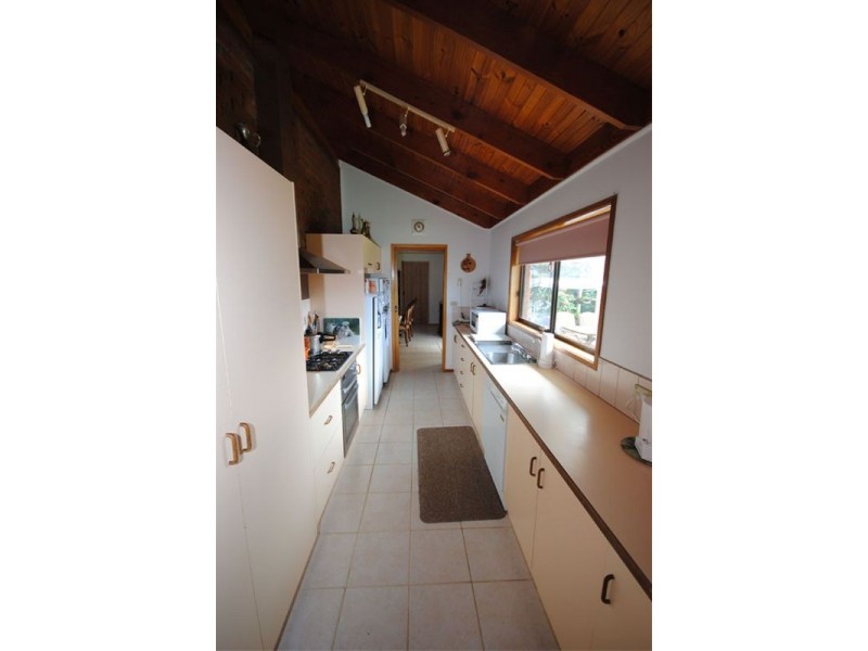 2 Caringal Court, Portland VIC 3305