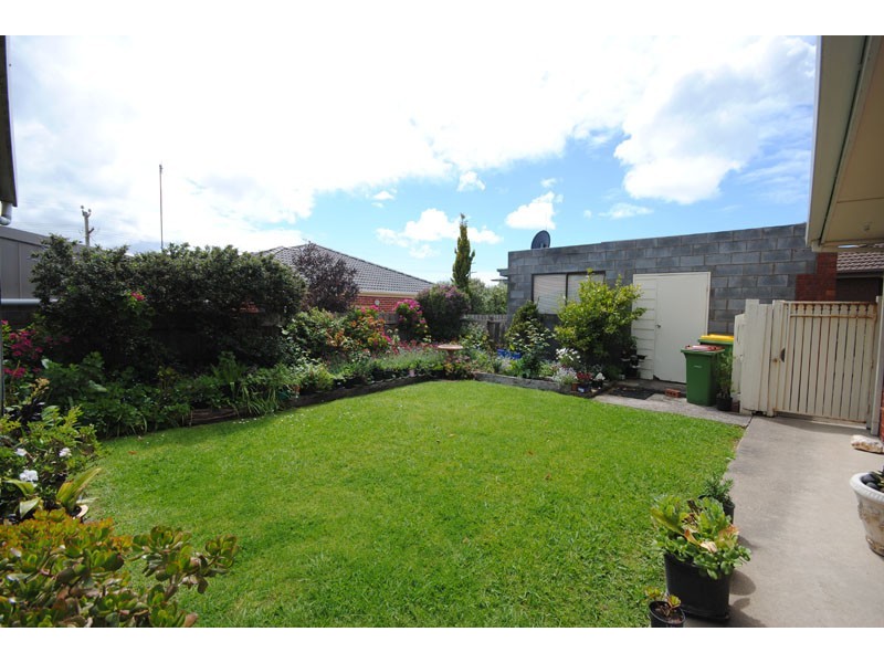 2 Caringal Court, Portland VIC 3305