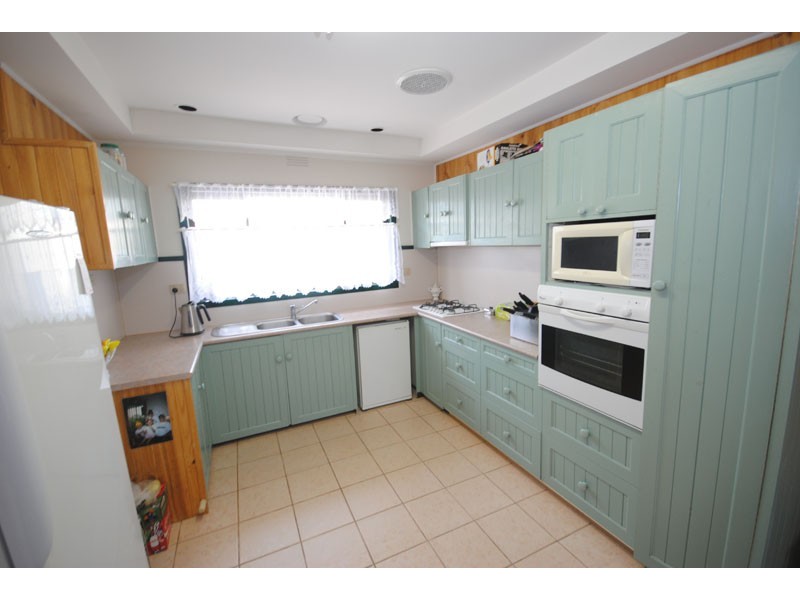 19 Silvester Street, Portland VIC 3305