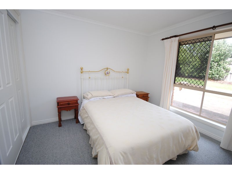16 Connemara Court, Portland VIC 3305