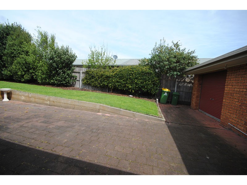 16 Connemara Court, Portland VIC 3305
