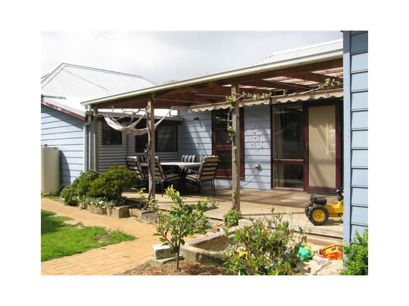 21 Clarke Street, Portland VIC 3305