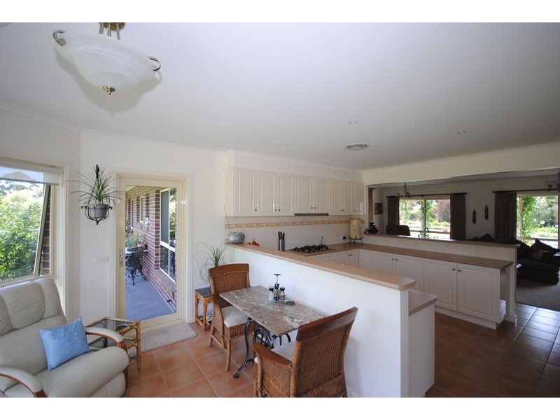 153  Caledonian Hill, Bolwarra VIC 3305