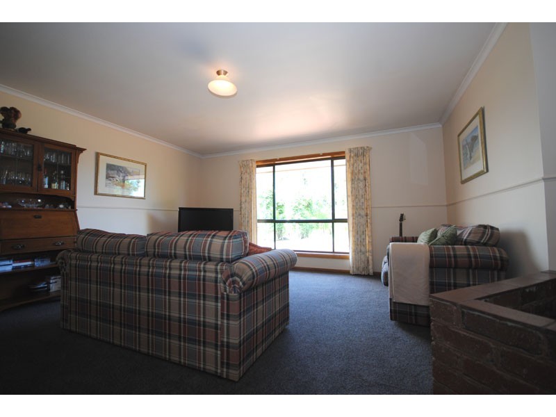 12  Denhill Court, Bolwarra VIC 3305