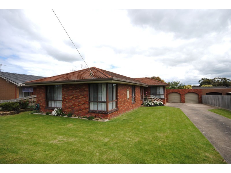 2 Admella Court, Portland VIC 3305