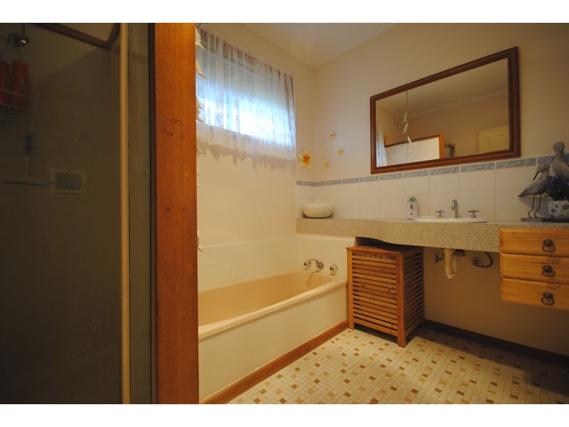 9 Edgar Street, Heywood VIC 3304