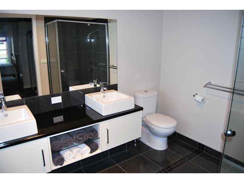 13  Sanford Court, Portland VIC 3305