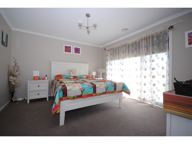 4 Madeira Close, Portland VIC 3305
