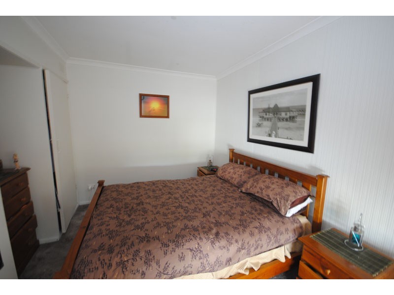 49 Lindsay Street, Heywood VIC 3304