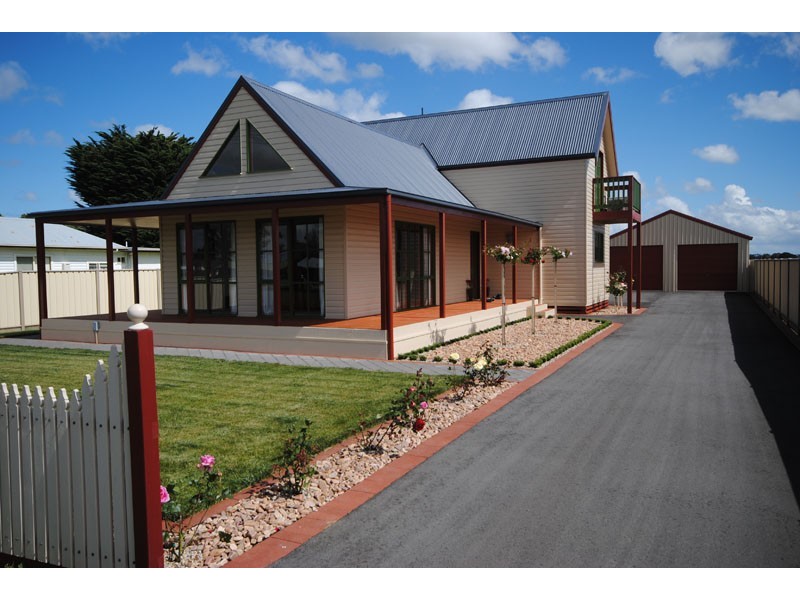 51  Barclay Street, Heywood VIC 3304