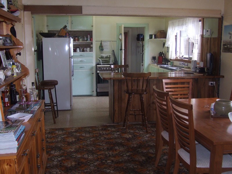 7349 Woolsthorpe  Rd, Heywood VIC 3304