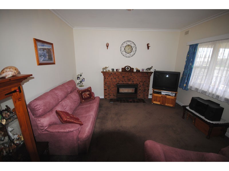 16 Learmonth Street, Portland VIC 3305