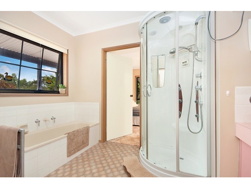 13 Benbows Road, Portland VIC 3305