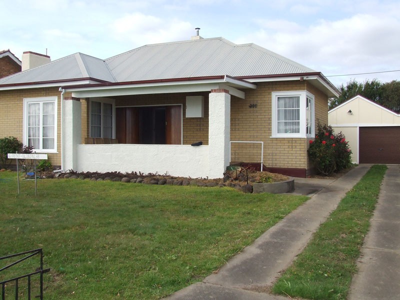 301 Hanlon Parade, Portland VIC 3305