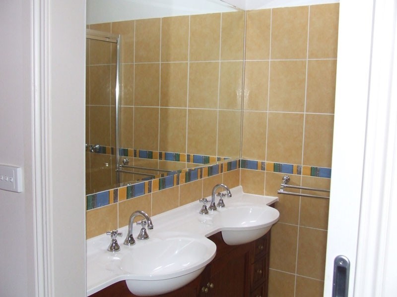 195 Bentinck Street, Portland VIC 3305