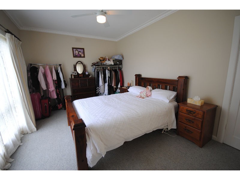 7 Owen Street, Heywood VIC 3304