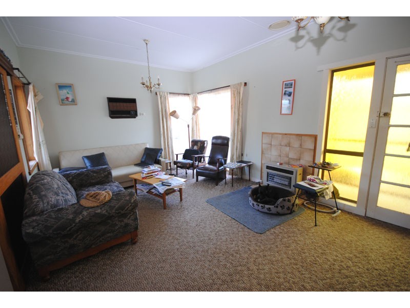 30 Darling Street, Heywood VIC 3304