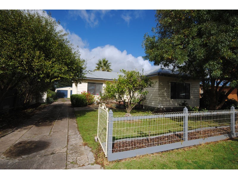 37 Learmonth Street, Portland VIC 3305