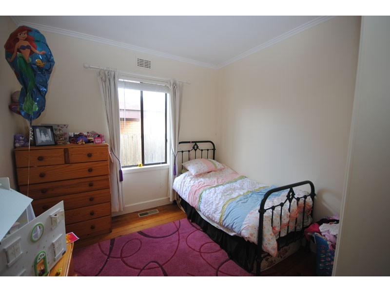 37 Learmonth Street, Portland VIC 3305